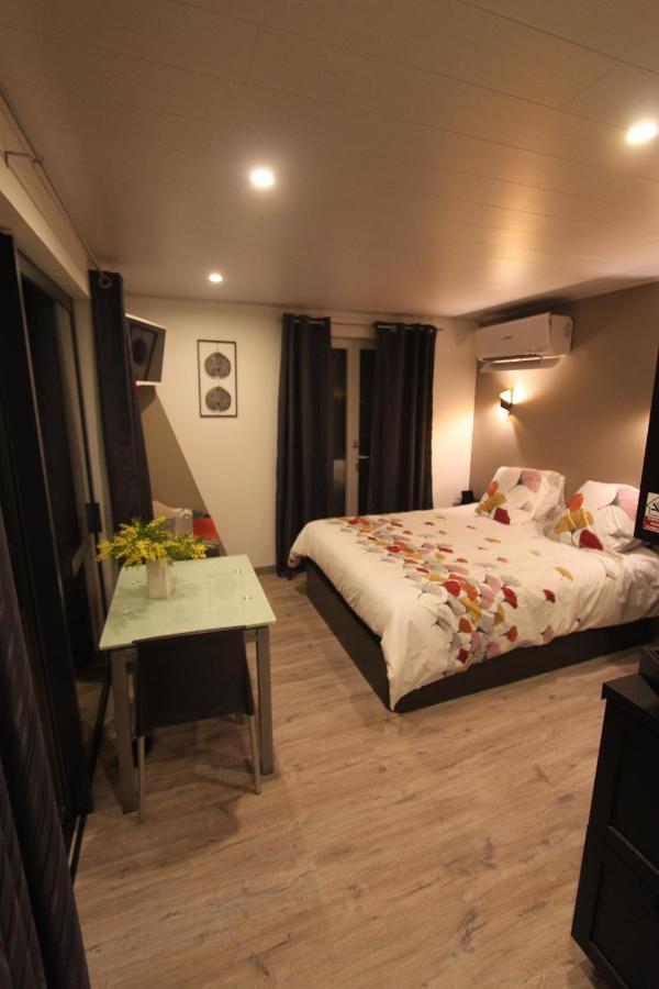 La Chambre Des Onglous Marseillan  Exteriér fotografie