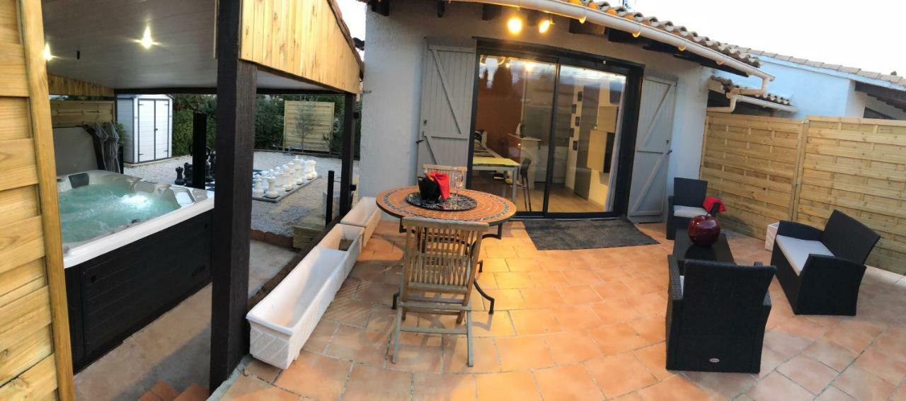 La Chambre Des Onglous Marseillan  Exteriér fotografie
